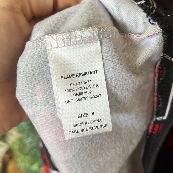 Brand New Disney 2-Piece Star Wars Storm Trooper Pajama Set Long Sleepwear - Picture 8 of 14